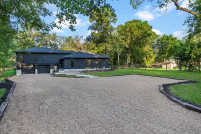 21015 Britt Oaks Drive, Alvin, TX 77511 - Photo 4