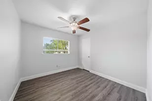 13307 Cape Province Dr, Houston, TX 77083 - Photo 14