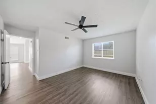 13307 Cape Province Dr, Houston, TX 77083 - Photo 10