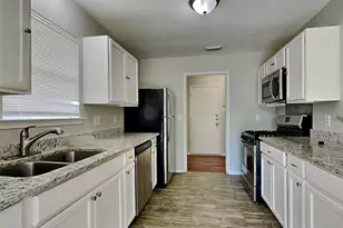 3703 Nutwood Ln, Spring, TX 77389 - Photo 4