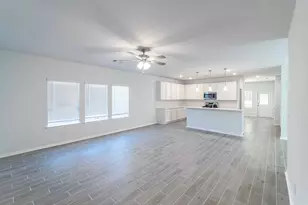 14453 High Hl Dr, Conroe, TX 77303 - Photo 2