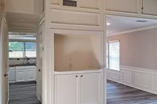 3206 River Valley Dr, Houston, TX 77339 - Photo 2
