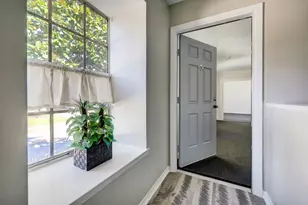 9031 Gaylord St, Houston, TX 77024 - Photo 4