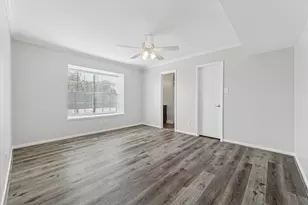 9031 Gaylord St, Houston, TX 77024 - Photo 18