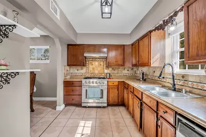 5007 Inverness Drive, Baytown, TX 77521 - Photo 20