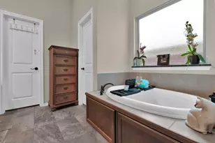 17455 Vino Vines Ln, Conroe, TX 77302 - Photo 16