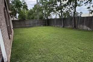 2922 Sandleigh Dr, Spring, TX 77388 - Photo 10