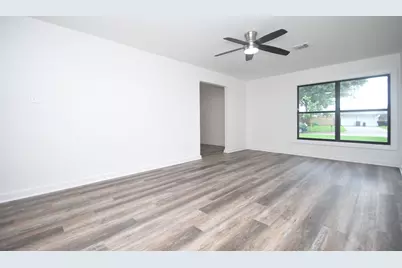 2431 Bayou Drive, League City, TX 77573 - Photo 12