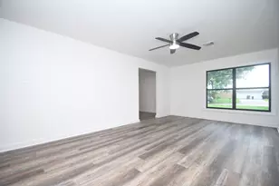 2431 Bayou Dr, League City, TX 77573 - Photo 12