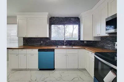 2024 Stonesthrow Drive, Bay City, TX 77414 - Photo 12