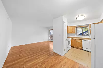 100 Market Street #17, Galveston, TX 77550 - Photo 4