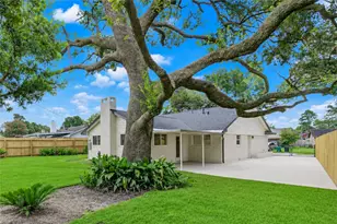 5914 Hewitt Dr, Houston, TX 77092 - Photo 28