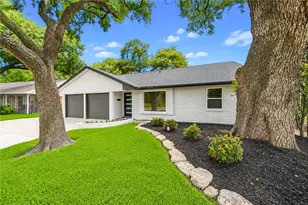 5914 Hewitt Dr, Houston, TX 77092 - Photo 1