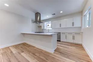 5914 Hewitt Dr, Houston, TX 77092 - Photo 10