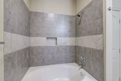 142 Egret Canal N, Baytown, TX 77523 - Photo 16