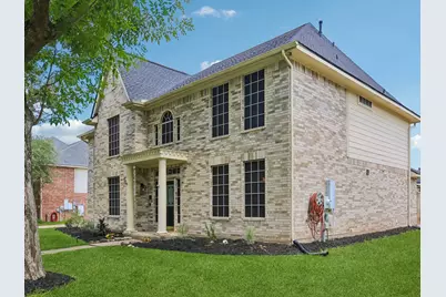 1207 Peregrine Drive, Friendswood, TX 77546 - Photo 4