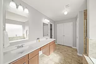 2306 Emerald Stone Ct, Pearland, TX 77581 - Photo 12