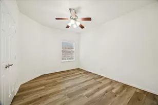 1523 Orchard Park Dr, Houston, TX 77077 - Photo 24