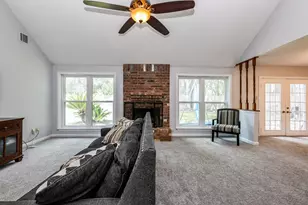 11210 Crayford Ct, Houston, TX 77065 - Photo 8