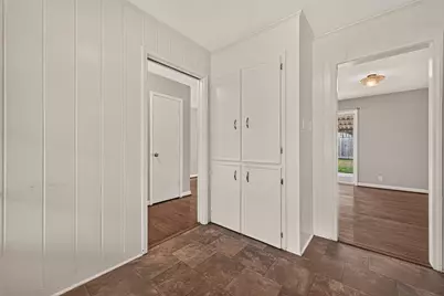 4749 Redstart Street, Houston, TX 77035 - Photo 16