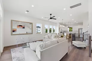 7704 Earl Rudder Wy, Houston, TX 77055 - Photo 10