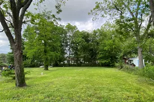 6538 Railroad St, Wallis, TX 77485 - Photo 1