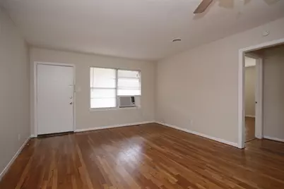8807 Timberside Drive #4, Houston, TX 77025 - Photo 2