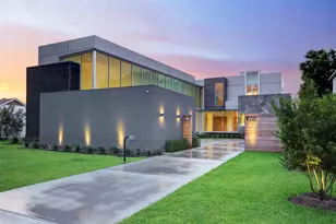 4616 Oleander St, Bellaire, TX 77401 - Photo 2