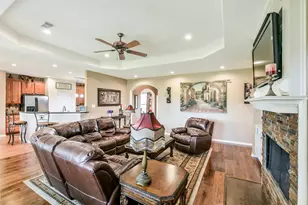 29218 Hay Meadow Ct, Waller, TX 77484 - Photo 12