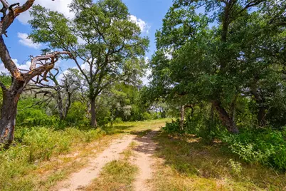 2751 Fm 2434, Columbus, TX 78962 - Photo 24