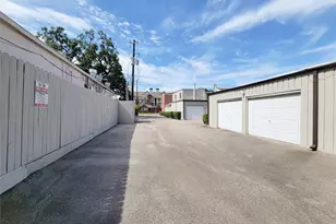 2243 W Alabama St, Houston, TX 77098 - Photo 40