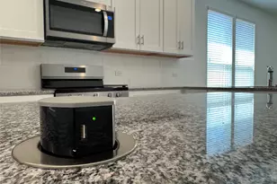 10723 Sora Dr, Conroe, TX 77378 - Photo 8