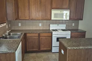 2735 Orchard Creek Ln, Katy, TX 77494 - Photo 4