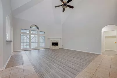 10327 Sablebrook Lane, Houston, TX 77095 - Photo 14