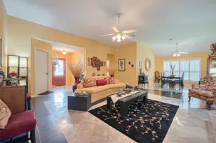 2738 N Larkspur Cir, Pearland, TX 77584 - Photo 4