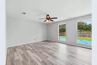 1070 Shakespeare Drive, Beaumont, TX 77706 - Photo 16