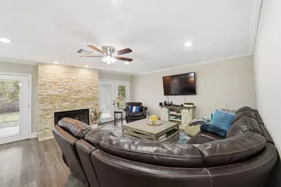 1306 Carriage Drive, Richmond, TX 77406 - Photo 6