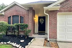 318 Old Spring Ln, Houston, TX 77015 - Photo 2