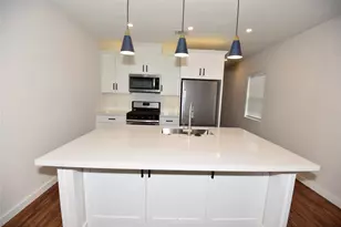 4322 Allen St, Houston, TX 77007 - Photo 1