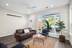 8016 Willow St, Houston, TX 77088 - Photo 2