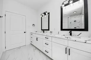 8023 Brandon St, Houston, TX 77051 - Photo 6