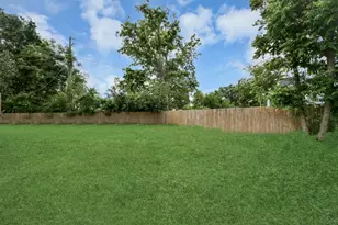 953 Ringold St, Houston, TX 77088 - Photo 42