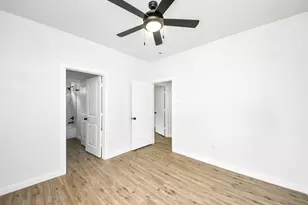 953 Ringold St, Houston, TX 77088 - Photo 34