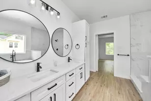 953 Ringold St, Houston, TX 77088 - Photo 24