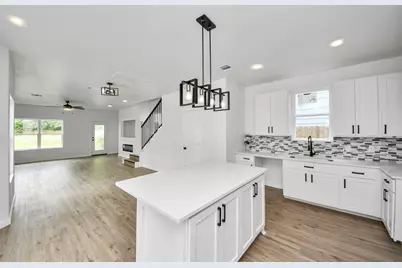 953 Ringold Street, Houston, TX 77088 - Photo 12