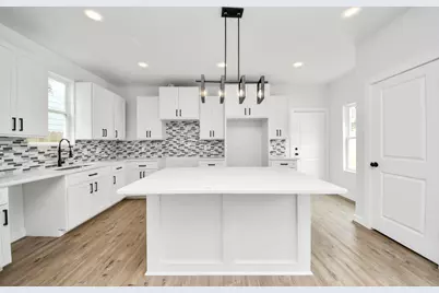 953 Ringold Street, Houston, TX 77088 - Photo 2