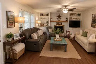 27014 W Jimmy Ln, Montgomery, TX 77385 - Photo 2