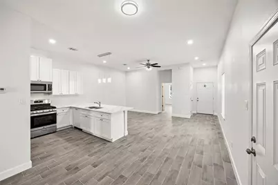 1550 A&b Lombardy Street, Houston, TX 77023 - Photo 6
