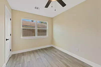 1121 Lowery Street, Bryan, TX 77803 - Photo 16