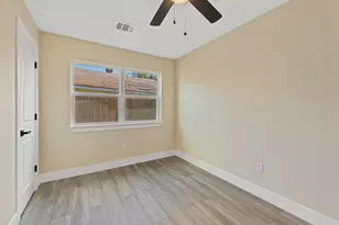 1121 Lowery St, Bryan, TX 77803 - Photo 16
